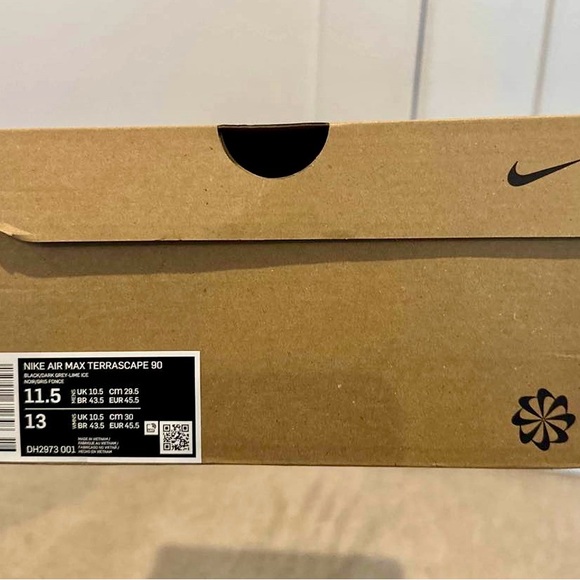 Men’s Nike Terrascape 90 Black Lime Ice Size 11.5 - Picture 2 of 2